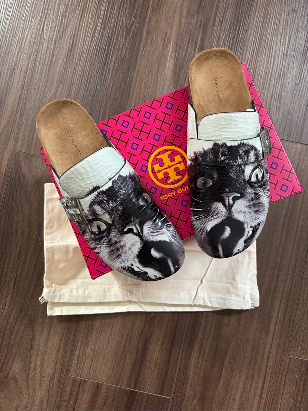 Tory Burch Black & White Cat-Graphic Slip-On Mules